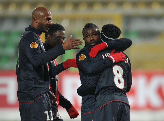 年轻球员与 年轻球员与