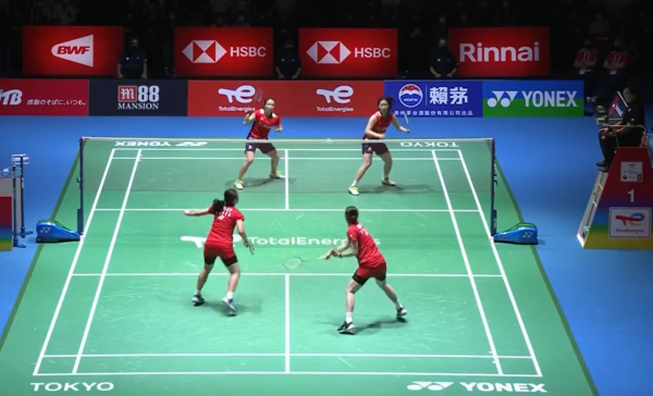 观众席上 观众席上