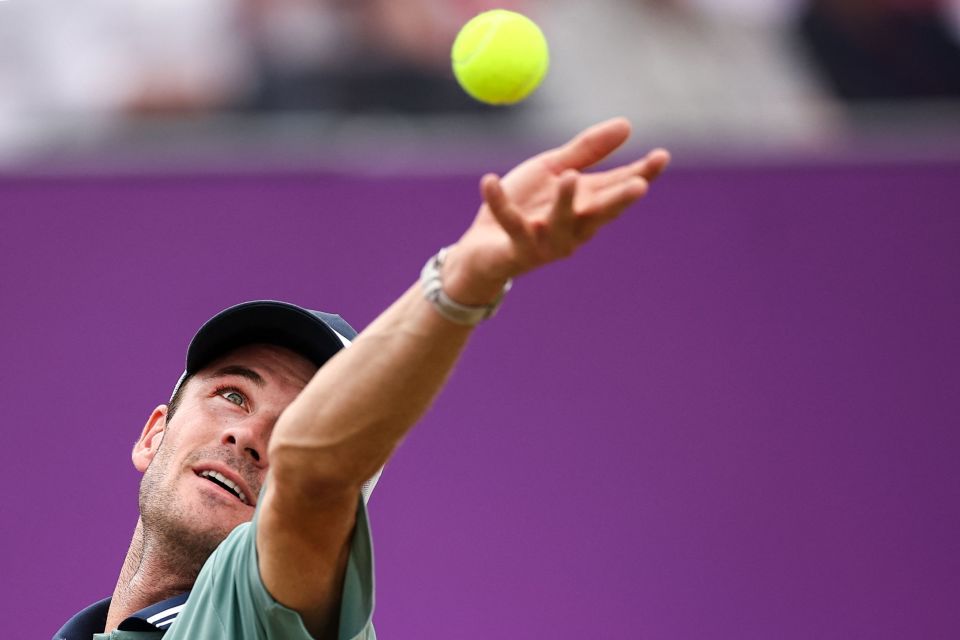 宣布退役唐 宣布退役唐