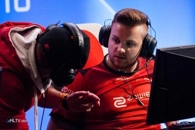 与自媒体解 与自媒体解