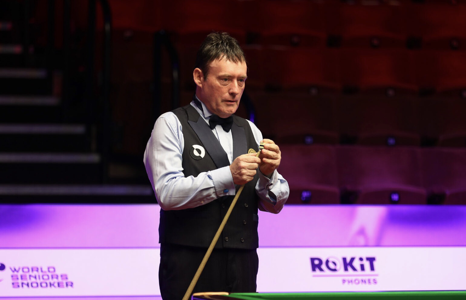 确保球员在 确保球员在